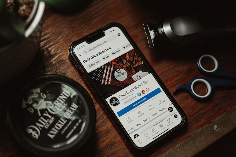 Promosikan di iklan facebook, Sumber: pexels.com