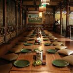 Warung makan lesehan, Sumber: lokasiterdekat.com