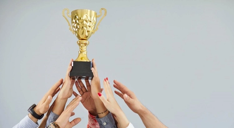 Memberikan apresiasi atau reward, Sumber: culturemonkey.io